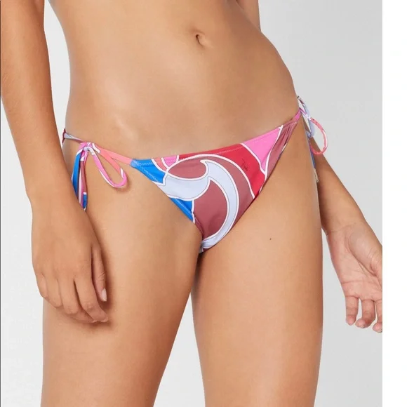 Emilio Pucci
Quirimbas print bikini top and bottom - Picture 3 of 8